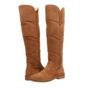 Like New Ugg Australia Sibley Boot - 7.5 Chestnut